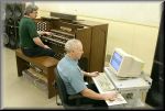      Consola del Órgano 
de 4000 tubos digitalizados